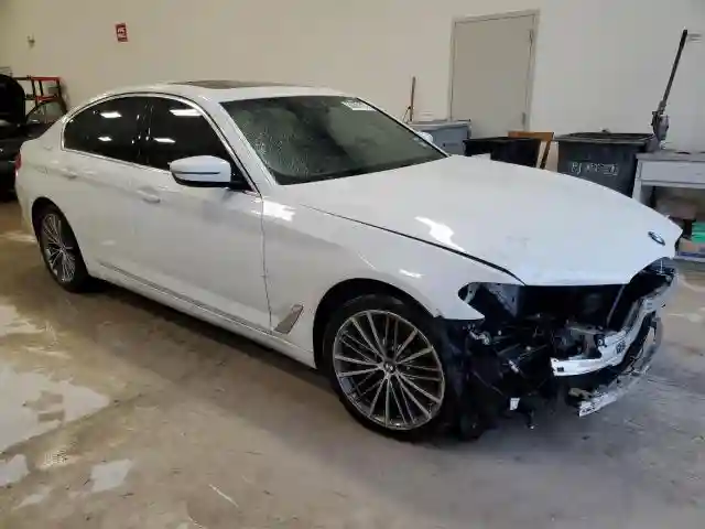 WBAJA5C54KWW19462 2019 BMW 5 SERIES-3
