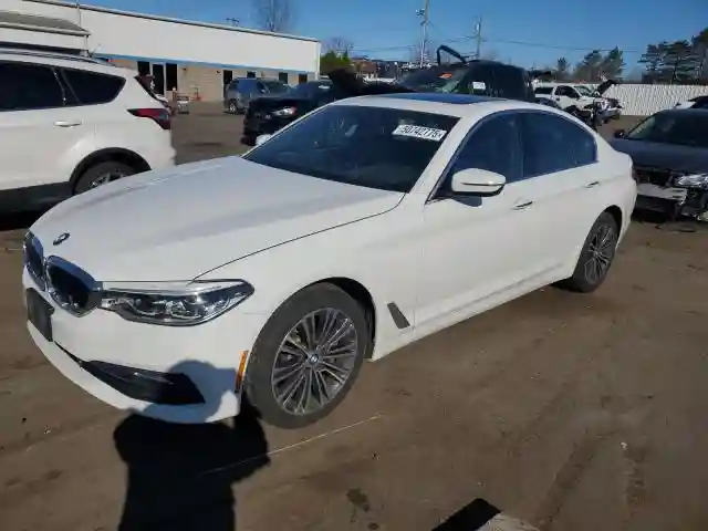 WBAJE7C55JWC55800 2018 BMW 5 SERIES-0