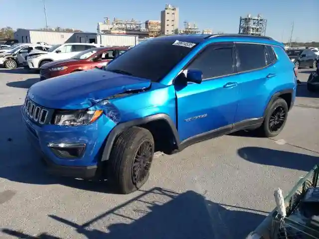 3C4NJCBB0JT125569 2018 JEEP COMPASS-0
