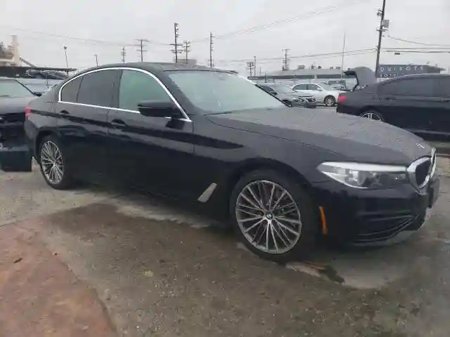 WBAJR3C01LWW77810 2020 BMW 5 SERIES-3