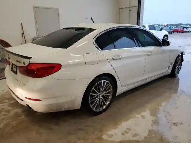 WBAJA5C54KWW19462 2019 BMW 5 SERIES-2