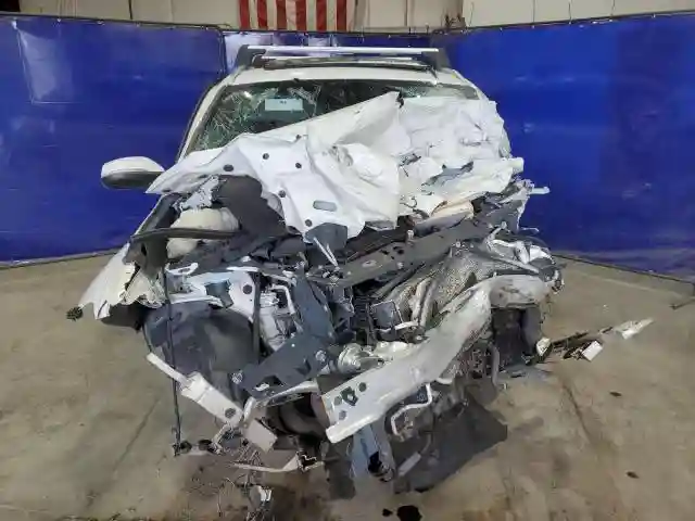 WBXHT3C31GP889185 2016 BMW X1-4
