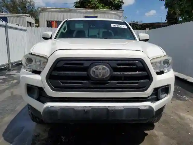 5TFAX5GN7JX123348 2018 TOYOTA TACOMA-4