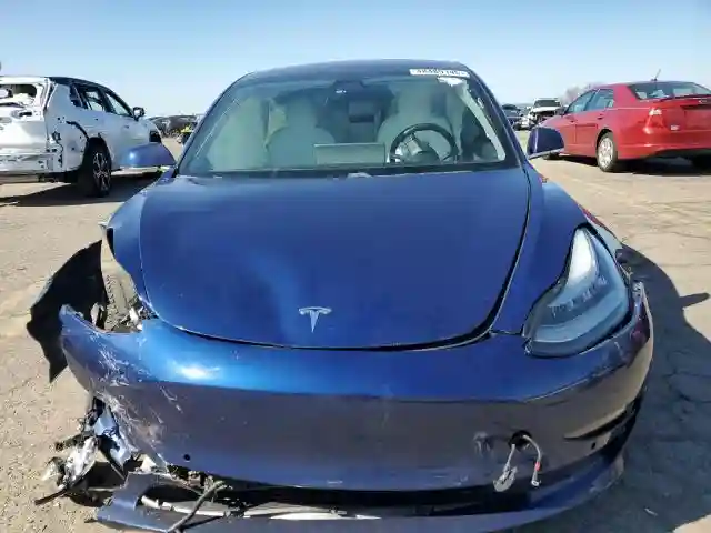 5YJ3E1EB7JF055708 2018 TESLA MODEL 3-4