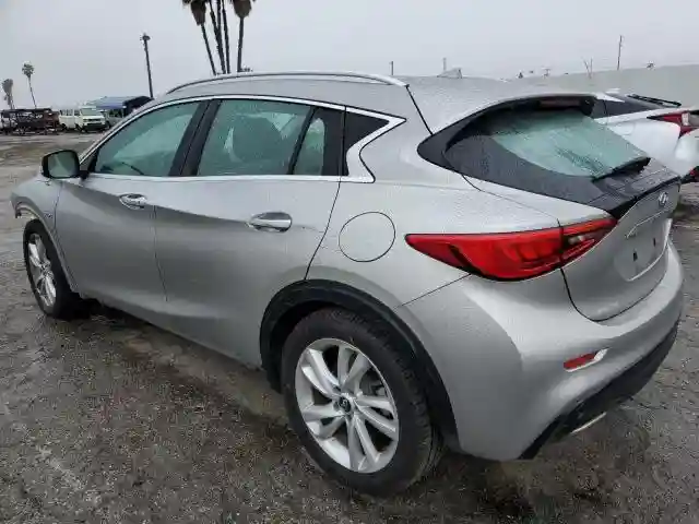 SJKCH5CP4KA011380 2019 INFINITI QX30-1