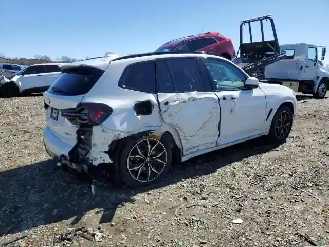 5UX53DP04R9X38742 2024 BMW X3-2