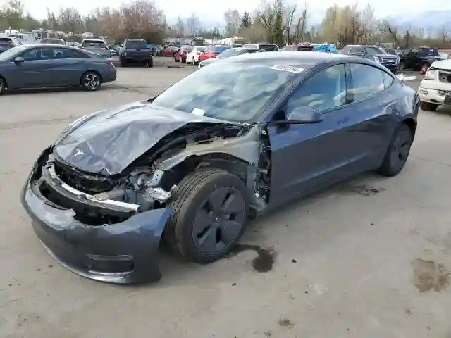 5YJ3E1EA4PF695438 2023 TESLA MODEL 3-0
