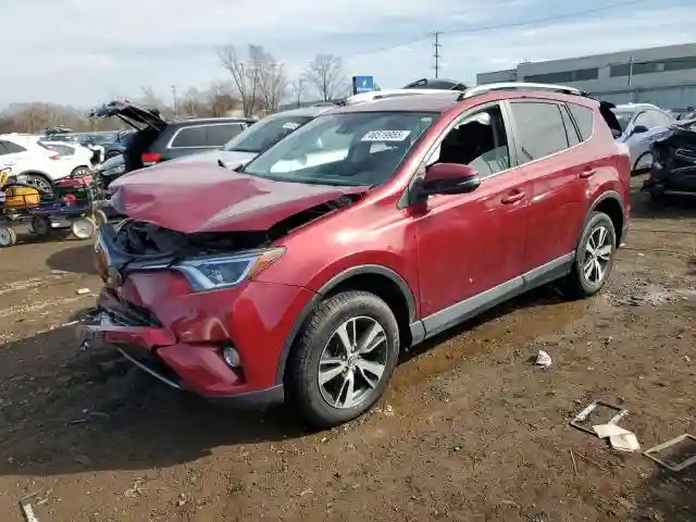 2T3RFREV0JW725903 2018 TOYOTA RAV4-0