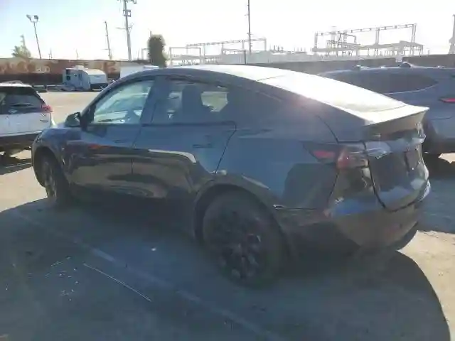7SAYGDED4RF089588 2024 TESLA MODEL Y-1