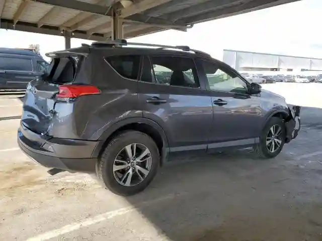 JTMRFREV5JJ739620 2018 TOYOTA RAV4-2
