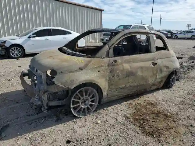 3C3CFFFH3HT675369 2017 FIAT 500-0