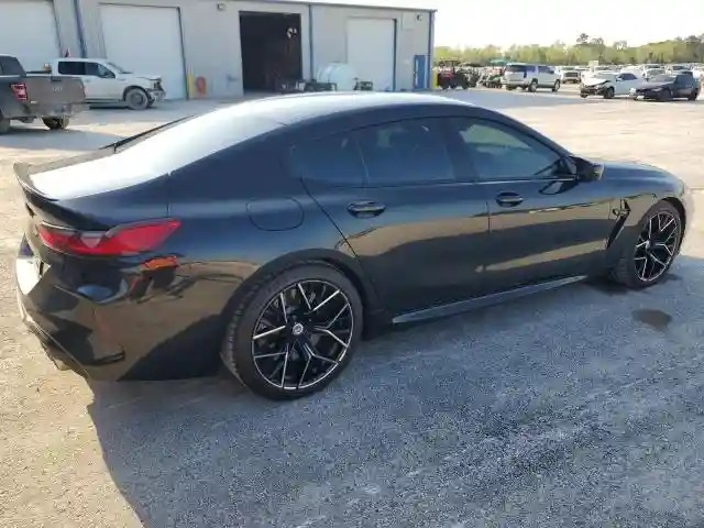 WBSGV0C08NCH18537 2022 BMW M8-2