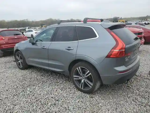 LYVA22RK8JB109678 2018 VOLVO XC60-1