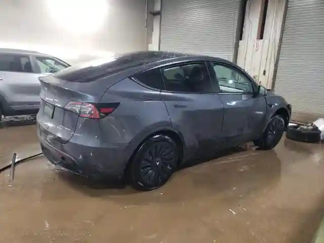 7SAYGDEE0PF861882 2023 TESLA MODEL Y-2