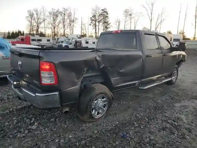 3C6UR5HL6RG216485 2024 RAM 2500-2