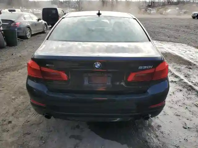 WBAJA7C59JWC74961 2018 BMW 5 SERIES-5