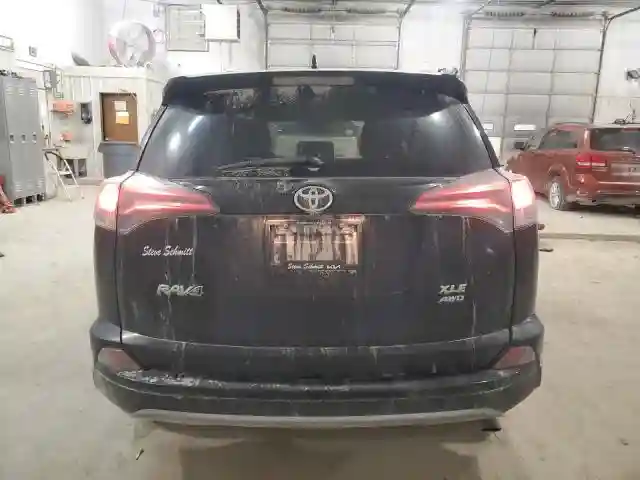 2T3RFREV7JW790330 2018 TOYOTA RAV4-5