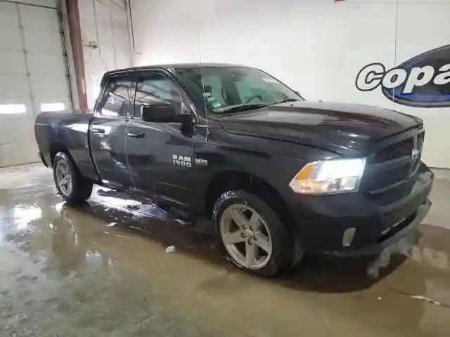 1C6RR7FT8HS600702 2017 RAM 1500-3