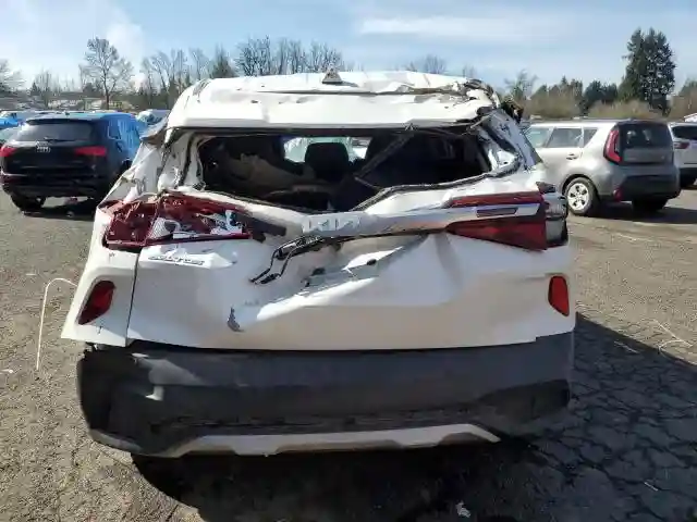 KNDEPCAA7N7238422 2022 KIA SELTOS-5