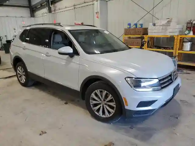 3VV2B7AX9JM173295 2018 VOLKSWAGEN TIGUAN-3