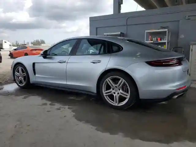 WP0AA2A77JL102517 2018 PORSCHE PANAMERA-1