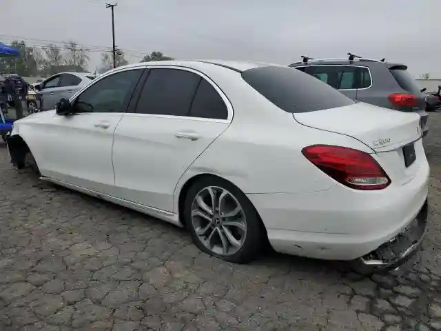55SWF4JBXJU239797 2018 MERCEDES-BENZ C-CLASS-1