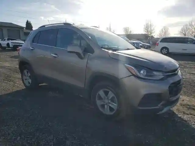 3GNCJPSB9JL213509 2018 CHEVROLET TRAX-3