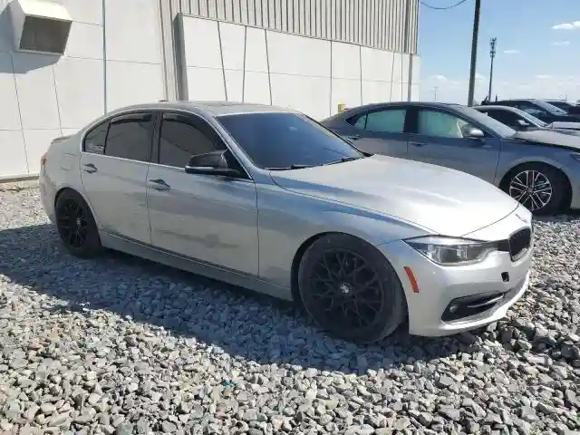 WBA8B9G52JNU98898 2018 BMW 3 SERIES-3