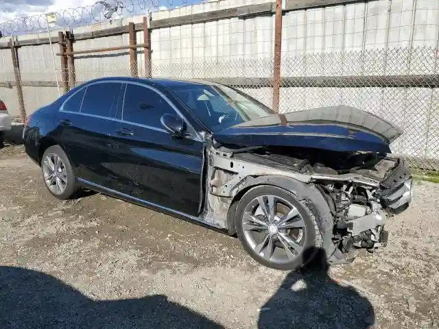 55SWF4JB7HU207867 2017 MERCEDES-BENZ C-CLASS-3