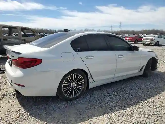 WBAJE7C55JWA04064 2018 BMW 5 SERIES-2