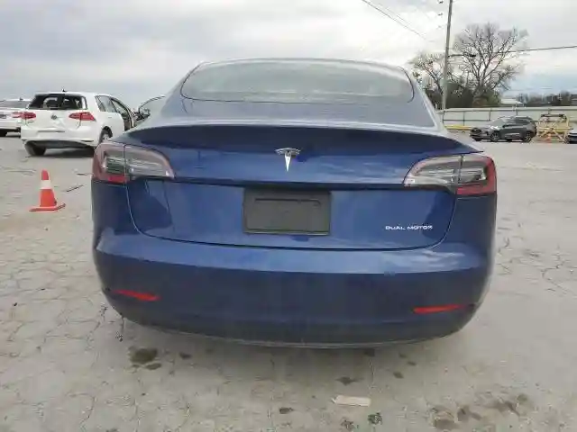 5YJ3E1EB5KF392038 2019 TESLA MODEL 3-5