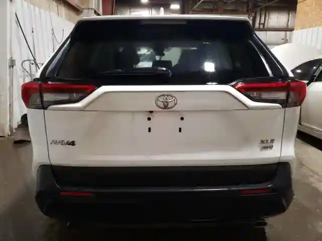2T3P1RFV1MW197118 2021 TOYOTA RAV4-5