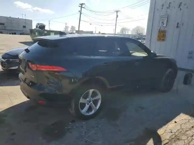 SADCJ2FX8KA602026 2019 JAGUAR F-PACE-2