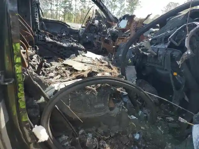 1FT8W3DT0HED29299 2017 FORD F350-4