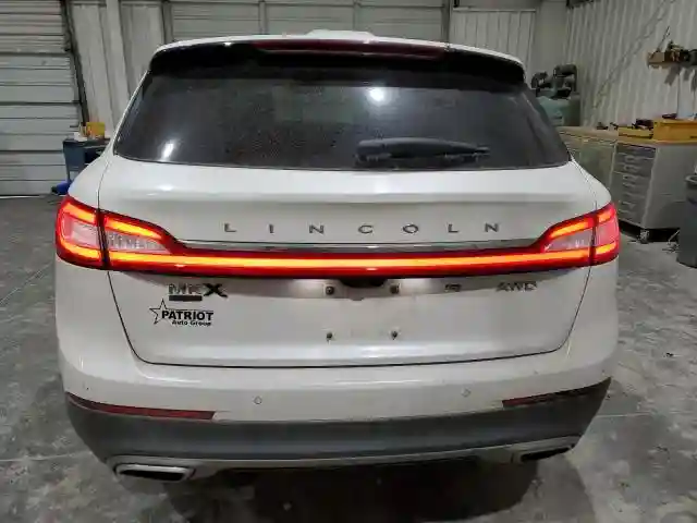 2LMPJ9JRXHBL14147 2017 LINCOLN MKX-5