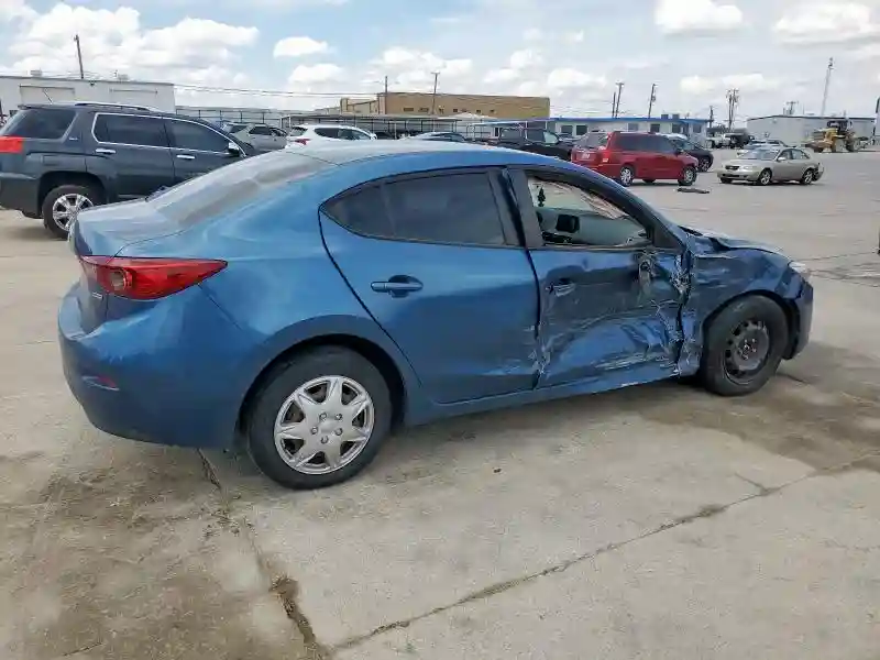 3MZBN1U73HM158121 2017 MAZDA 3-2