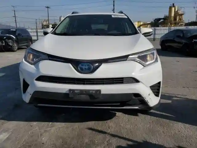 JTMRJREV8JD228187 2018 TOYOTA RAV4-4