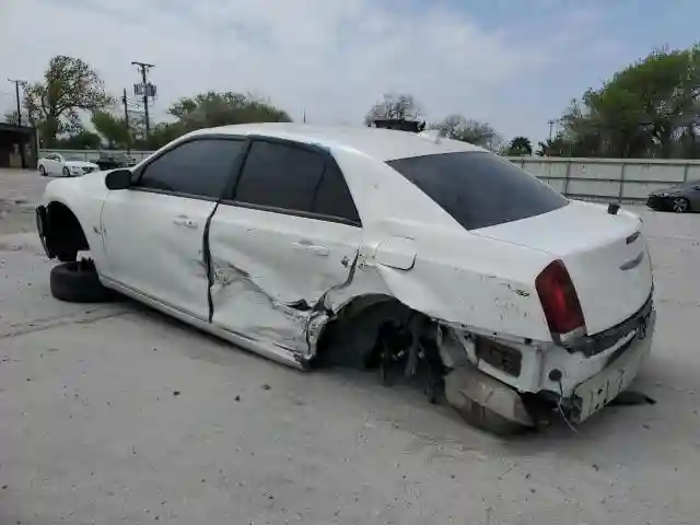 2C3CCABG3KH566175 2019 CHRYSLER 300-1