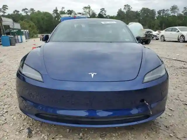 5YJ3E1EB2RF788440 2024 TESLA MODEL 3-4