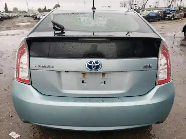 JTDKN3DUXF1979800 2015 TOYOTA PRIUS-5