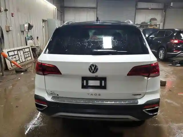 3VVVX7B26RM017597 2024 VOLKSWAGEN TAOS SE-5