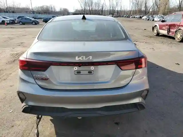 3KPF24AD6PE516880 2023 KIA FORTE-5