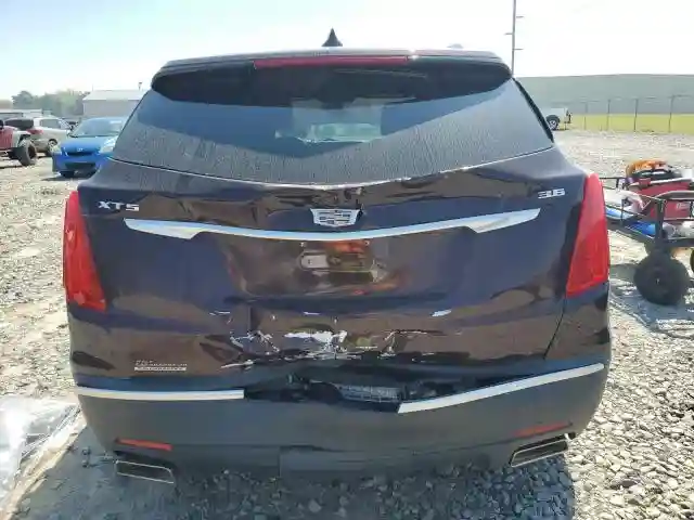 1GYKNARS3JZ212385 2018 CADILLAC XT5-5
