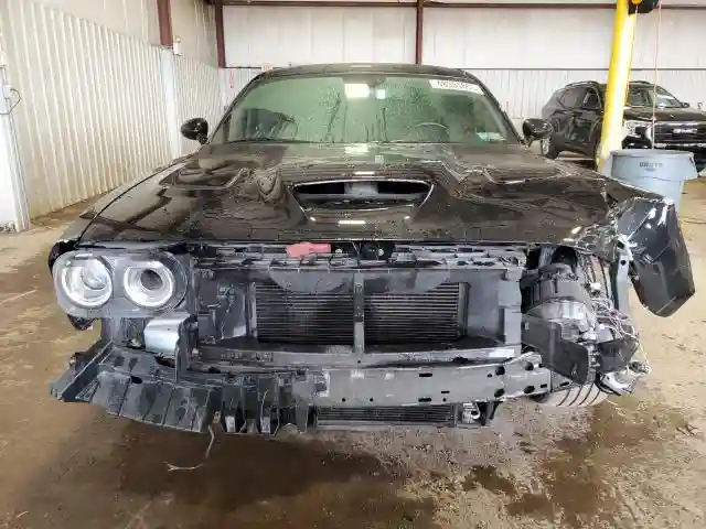 2C3CDZFJ0KH691443 2019 DODGE CHALLENGER-4