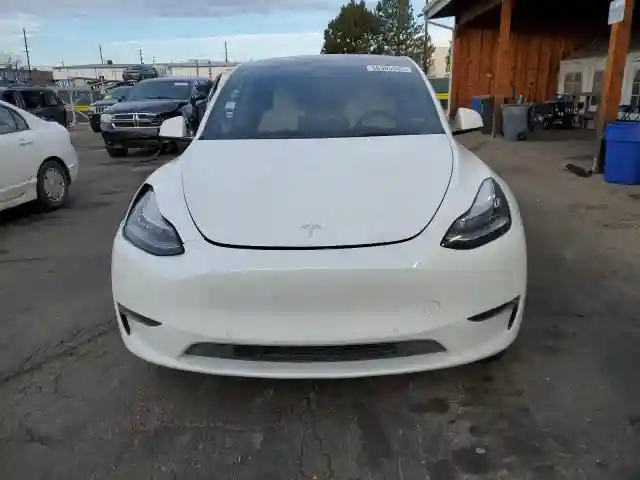 5YJYGDEE6MF187603 2021 TESLA MODEL Y-4