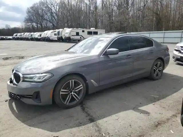WBA13BJ0XNWX56782 2022 BMW 5 SERIES-0
