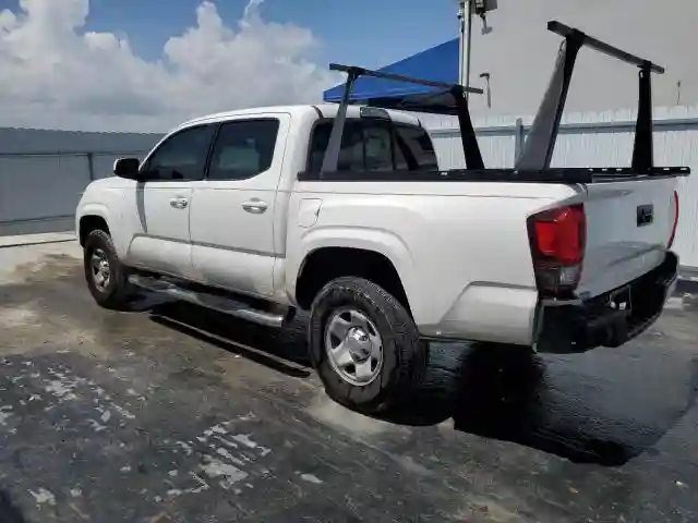 5TFAX5GN7JX123348 2018 TOYOTA TACOMA-1