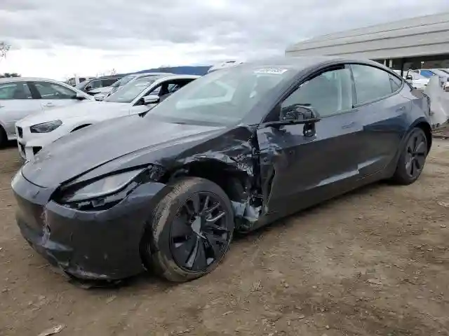 5YJ3E1EA2SF962214 2025 TESLA MODEL 3-0