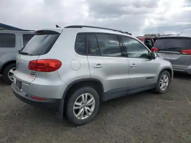 WVGBV7AXXHK000128 2017 VOLKSWAGEN TIGUAN-2