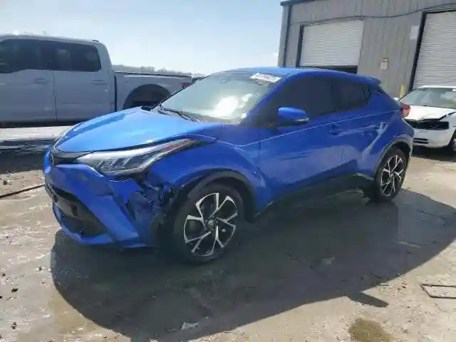 NMTKHMBX1MR123925 2021 TOYOTA C-HR-0